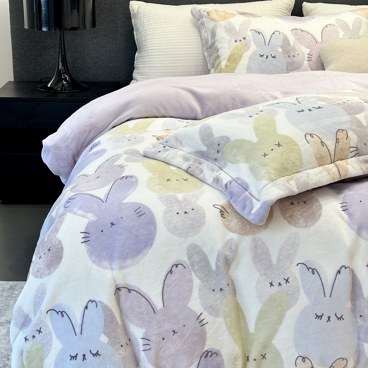 91家纺网 家纺一手货源 找家纺 （总）JUICY 橘滋家纺 2025新款浪漫丰盈牛奶臻棉绒印花系列四件套