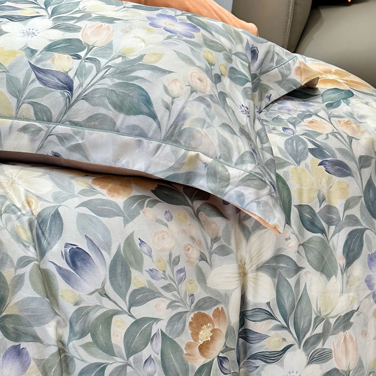 91家纺网 家纺一手货源 找家纺 JUICY 橘滋家纺 2025新款柔美治愈系磨毛宝宝绒系列四件套 香榭丽舍