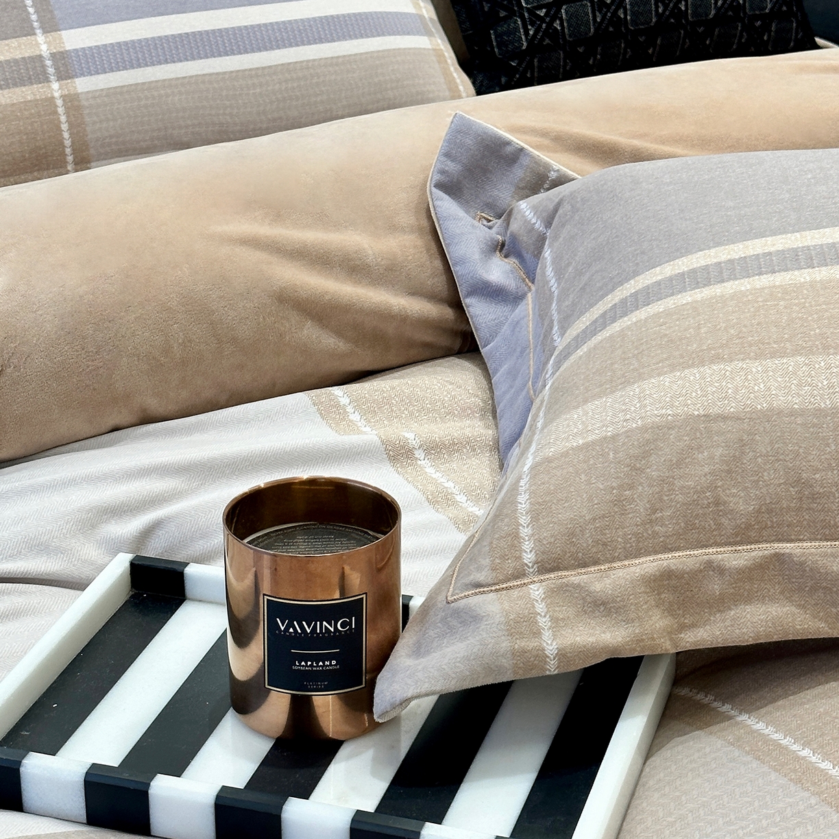 91家纺网 家纺一手货源 找家纺 JUICY 橘滋家纺 2025新款柔美治愈系磨毛宝宝绒系列四件套 曼彻斯特