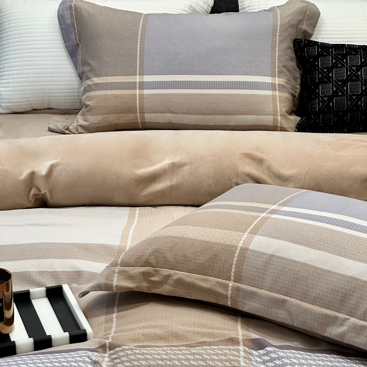 91家纺网 家纺一手货源 找家纺 JUICY 橘滋家纺 2025新款柔美治愈系磨毛宝宝绒系列四件套 曼彻斯特