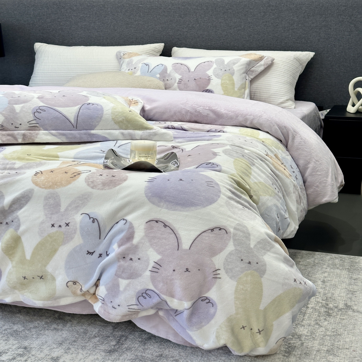 91家纺网 家纺一手货源 找家纺 （总）JUICY 橘滋家纺 2025新款浪漫丰盈牛奶臻棉绒印花系列四件套