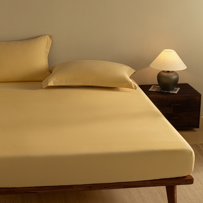 91家纺网 家纺一手货源 找家纺 秀色家纺 2025高端长绒棉贡缎加厚磨毛纯棉单件床笠三件套床罩全棉床垫保护套50s 冬禧-麦秆黄