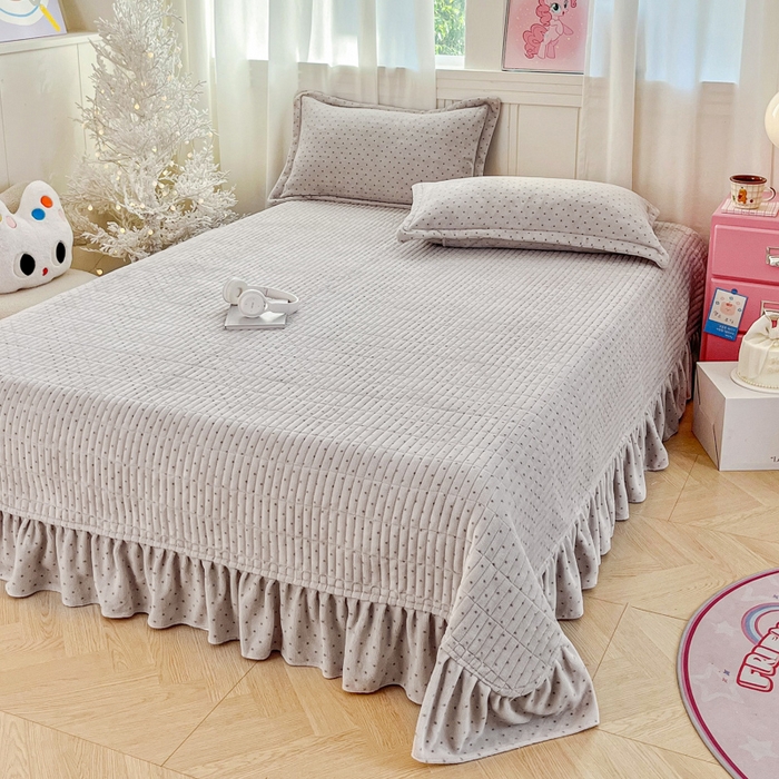 91家纺网 家纺一手货源 找家纺 （总）尚美 2025新款波点系列印加绣牛奶绒床盖四件套