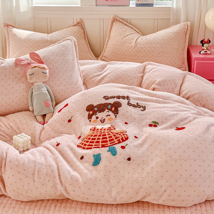 91家纺网 家纺一手货源 找家纺 尚美 2025新款波点系列印加绣牛奶绒床盖四件套 妞妞玉