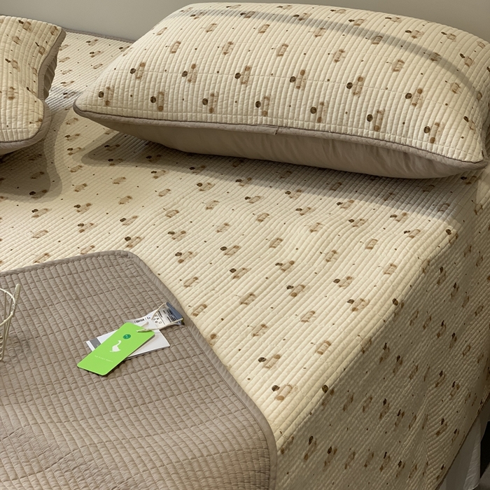 91家纺网 家纺一手货源 找家纺 汇庭 2025秋冬新款·全棉床盖三件套 咖啡小象