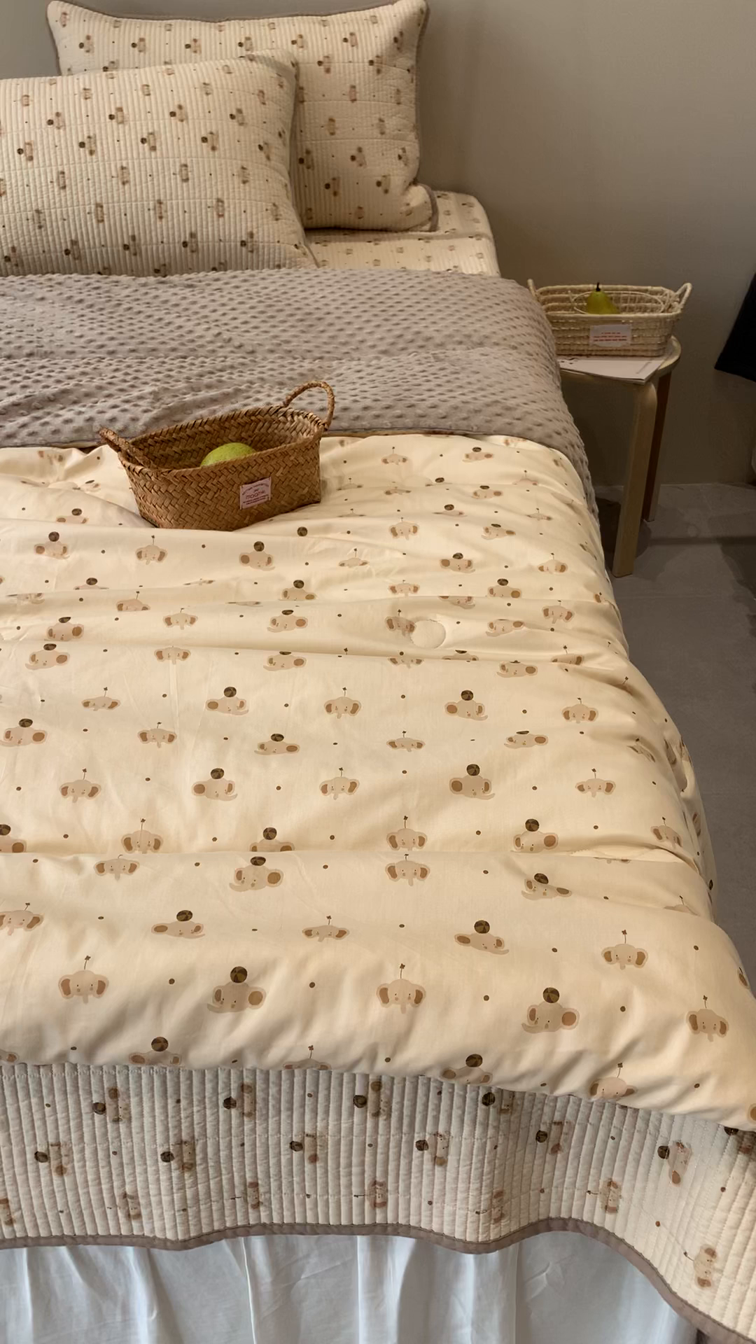 91家纺网 家纺一手货源 找家纺 汇庭 2025秋冬新款·全棉床盖三件套 咖啡小象