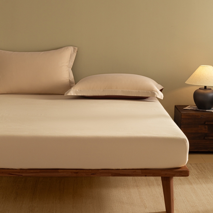 91家纺网 家纺一手货源 找家纺 秀色家纺 2025高端长绒棉贡缎加厚磨毛纯棉单件床笠三件套床罩全棉床垫保护套50s 冬禧-奶油