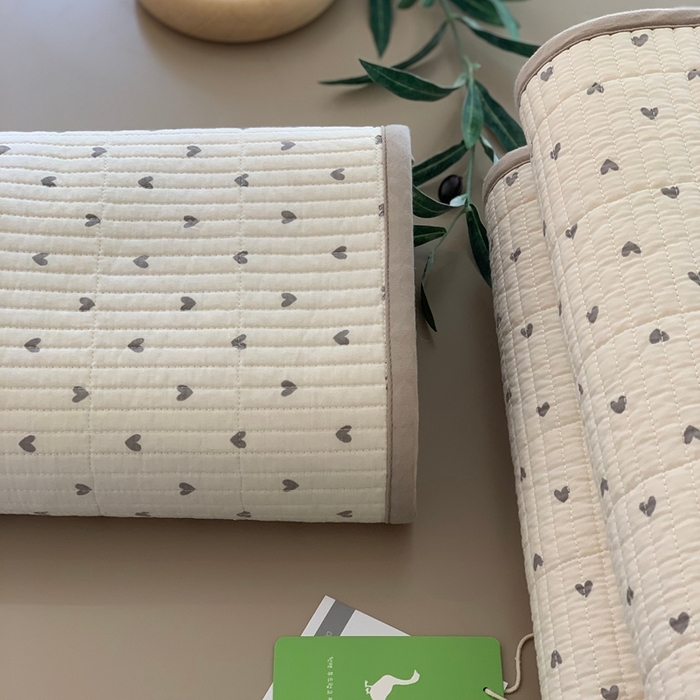 91家纺网 家纺一手货源 找家纺 汇庭 2025秋冬新款·全棉床盖三件套 卡卡爱心(1)