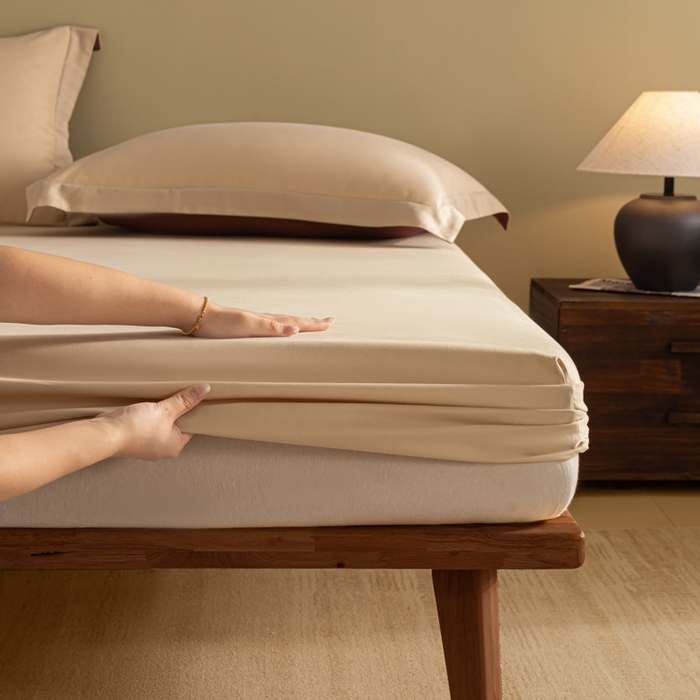 91家纺网 家纺一手货源 找家纺 秀色家纺 2025高端长绒棉贡缎加厚磨毛纯棉单件床笠三件套床罩全棉床垫保护套50s 冬禧-奶油