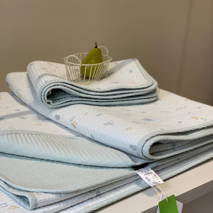 91家纺网 家纺一手货源 找家纺 汇庭 2025秋冬新款·全棉床盖三件套 兰小鱼