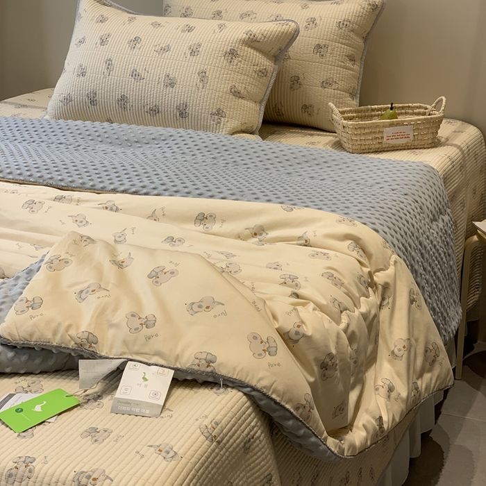 91家纺网 家纺一手货源 找家纺 汇庭 2025秋冬新款·全棉床盖三件套 蓝务象庄园