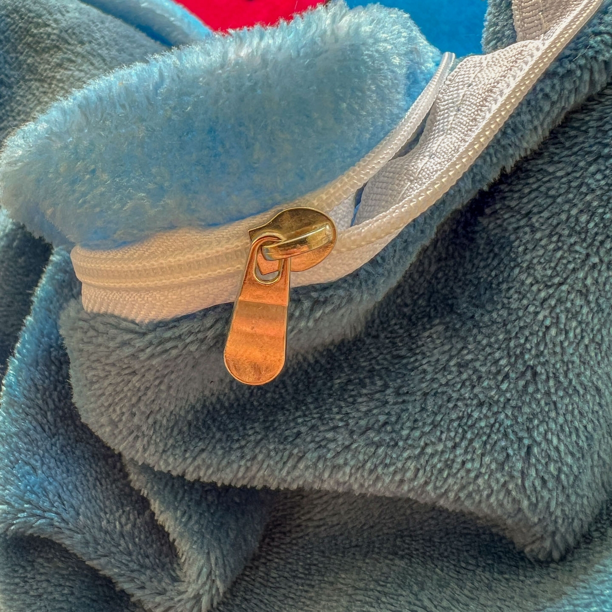 91家纺网 家纺一手货源 找家纺 浩诚 2025新款高克重原创设计宇航员太空人牛奶绒大版卡通四件套 太空飞行