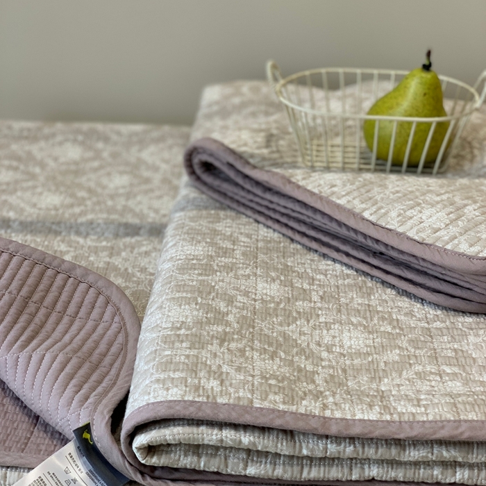 91家纺网 家纺一手货源 找家纺 汇庭 2025秋冬新款·全棉床盖三件套 罗森紫