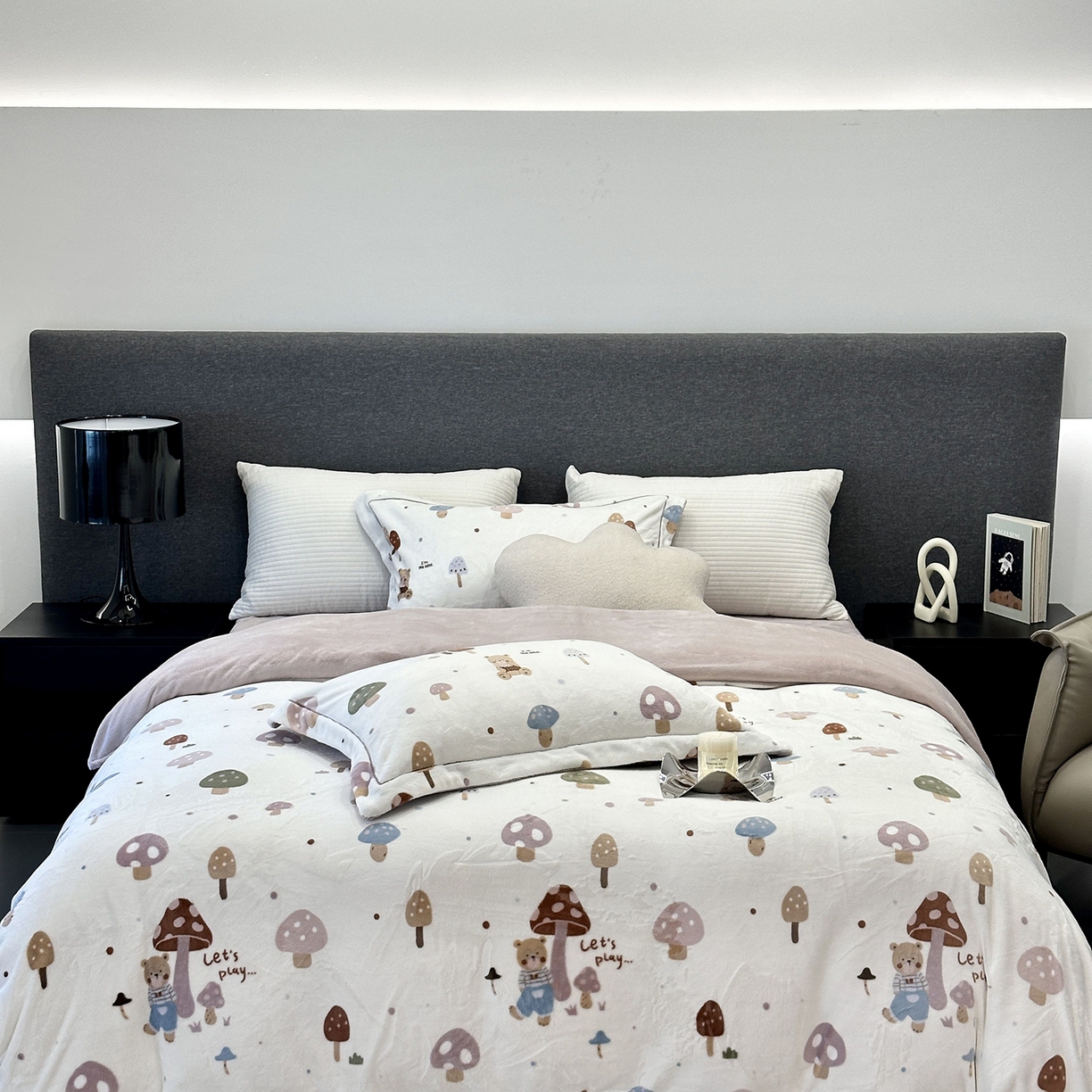 91家纺网 家纺一手货源 找家纺 （总）JUICY 橘滋家纺 2025新款浪漫丰盈牛奶臻棉绒印花系列四件套