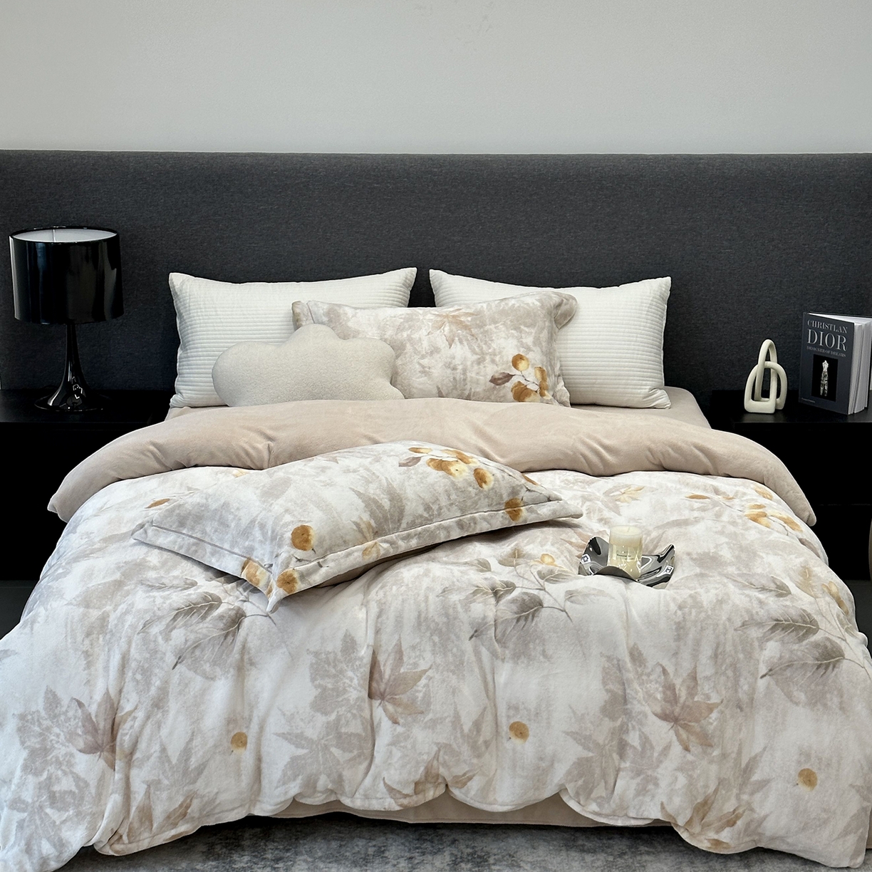 91家纺网 家纺一手货源 找家纺 （总）JUICY 橘滋家纺 2025新款浪漫丰盈牛奶臻棉绒印花系列四件套