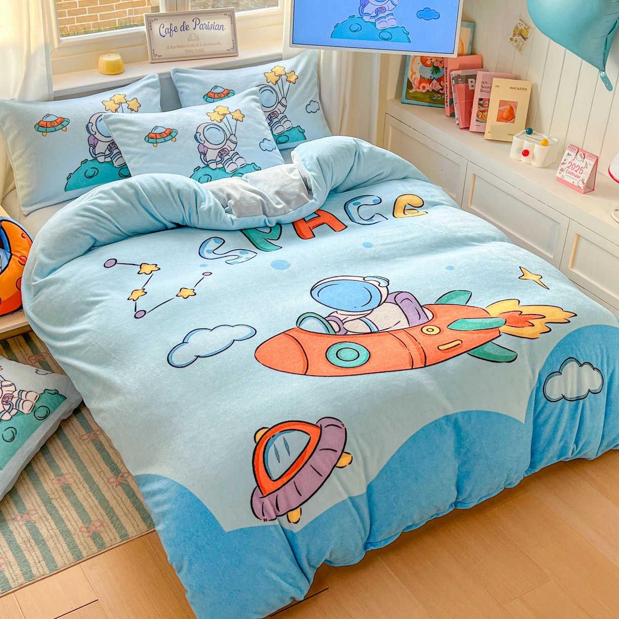 91家纺网 家纺一手货源 找家纺 浩诚 2025新款高克重原创设计宇航员太空人牛奶绒大版卡通四件套 太空探险