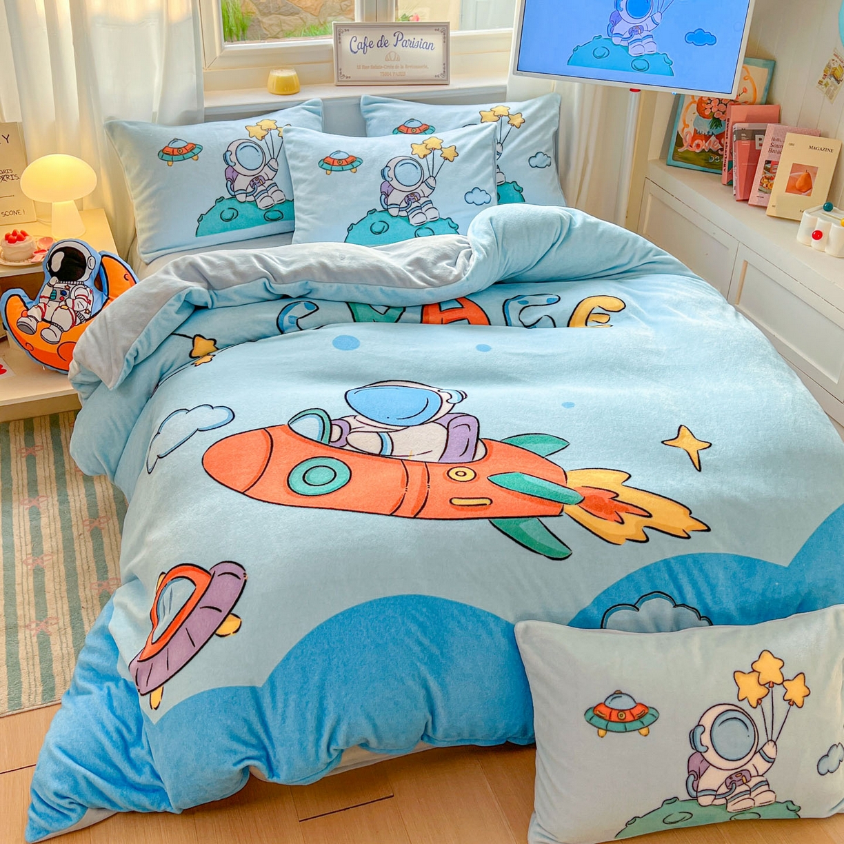 91家纺网 家纺一手货源 找家纺 浩诚 2025新款高克重原创设计宇航员太空人牛奶绒大版卡通四件套 太空探险