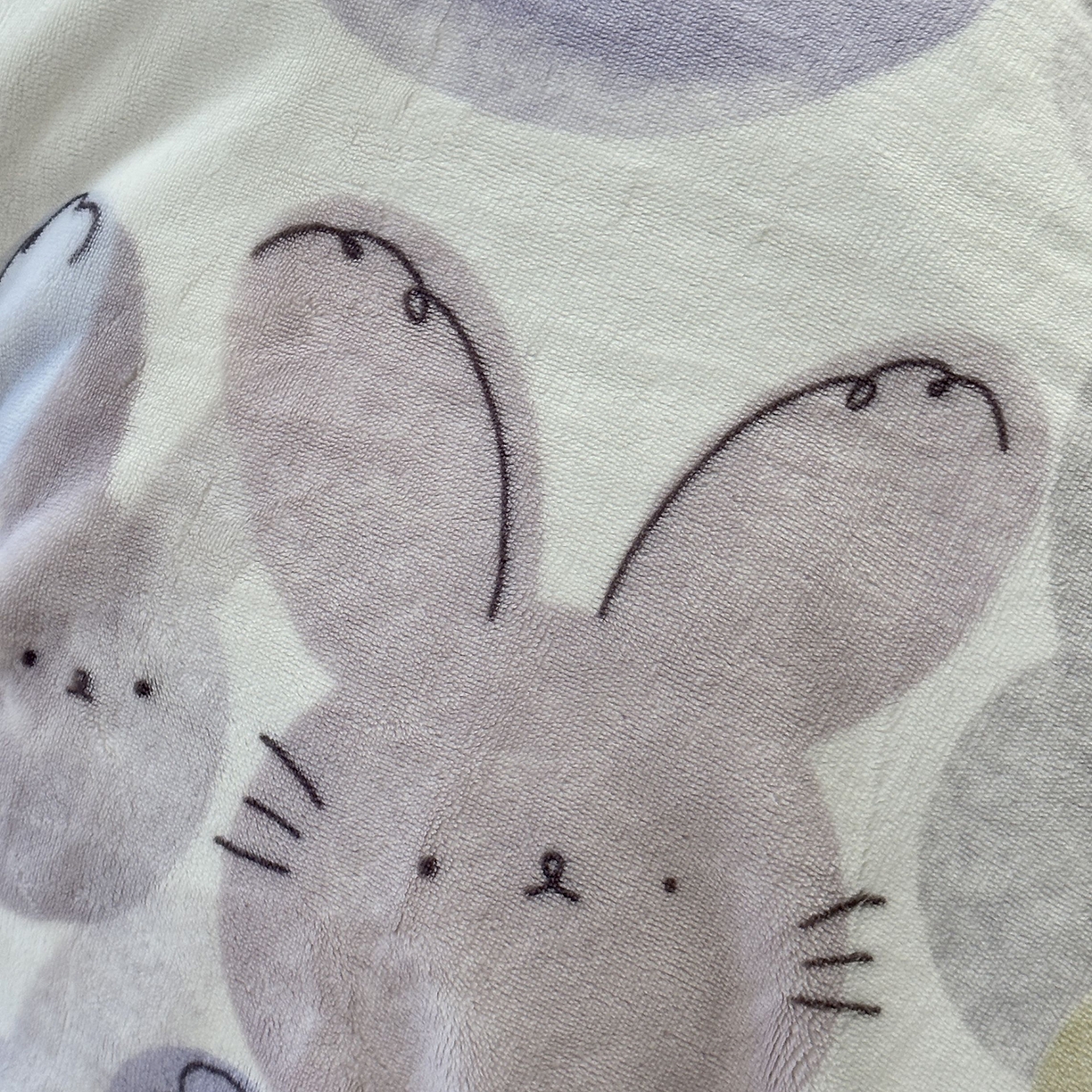 91家纺网 家纺一手货源 找家纺 JUICY 橘滋家纺 2025新款浪漫丰盈牛奶臻棉绒印花系列四件套 波尼兔