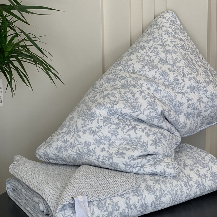 91家纺网 家纺一手货源 找家纺 汇庭 2025秋冬新款·全棉床盖三件套 美蓝