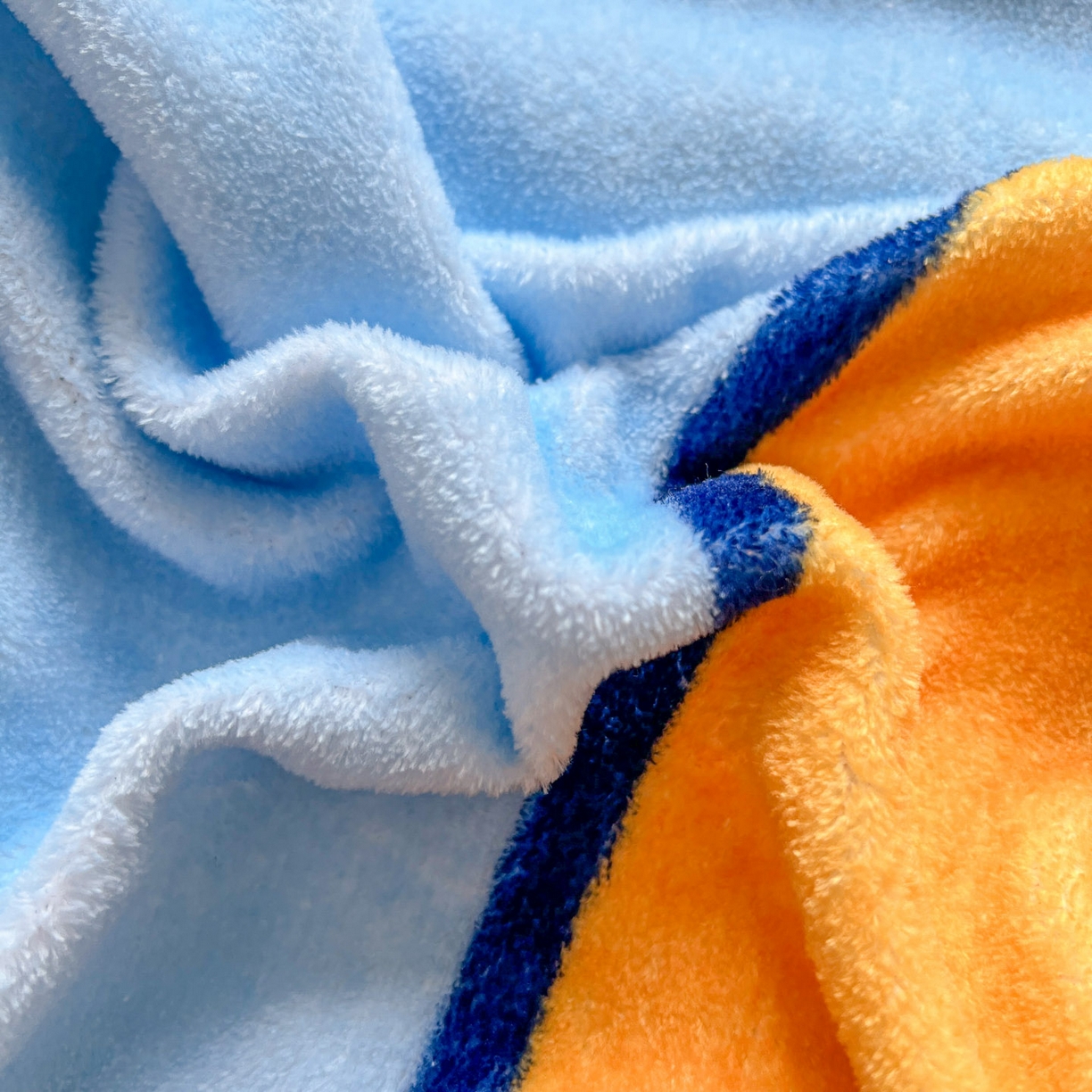 91家纺网 家纺一手货源 找家纺 浩诚 2025新款高克重原创设计宇航员太空人牛奶绒大版卡通四件套 太空熊