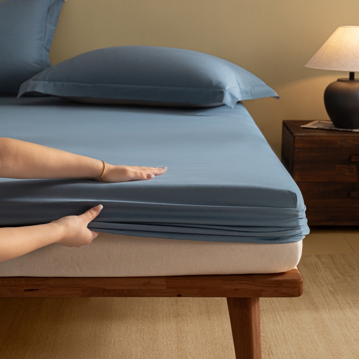 91家纺网 家纺一手货源 找家纺 秀色家纺 2025高端长绒棉贡缎加厚磨毛纯棉单件床笠三件套床罩全棉床垫保护套50s 冬禧-蔚蓝