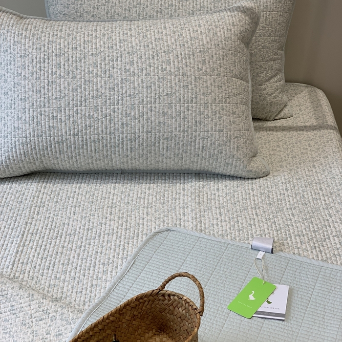 91家纺网 家纺一手货源 找家纺 汇庭 2025秋冬新款·全棉床盖三件套 素颜绿庄园