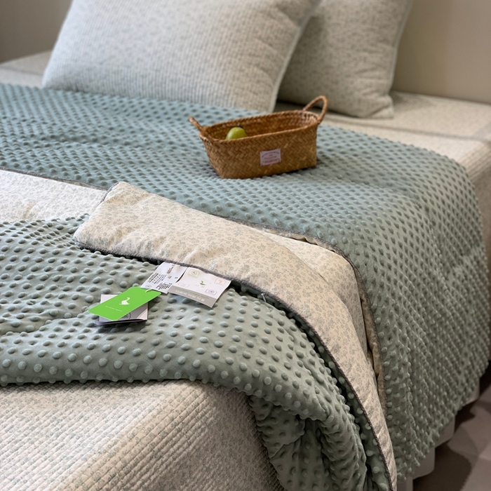 91家纺网 家纺一手货源 找家纺 汇庭 2025秋冬新款·全棉床盖三件套 素颜绿庄园