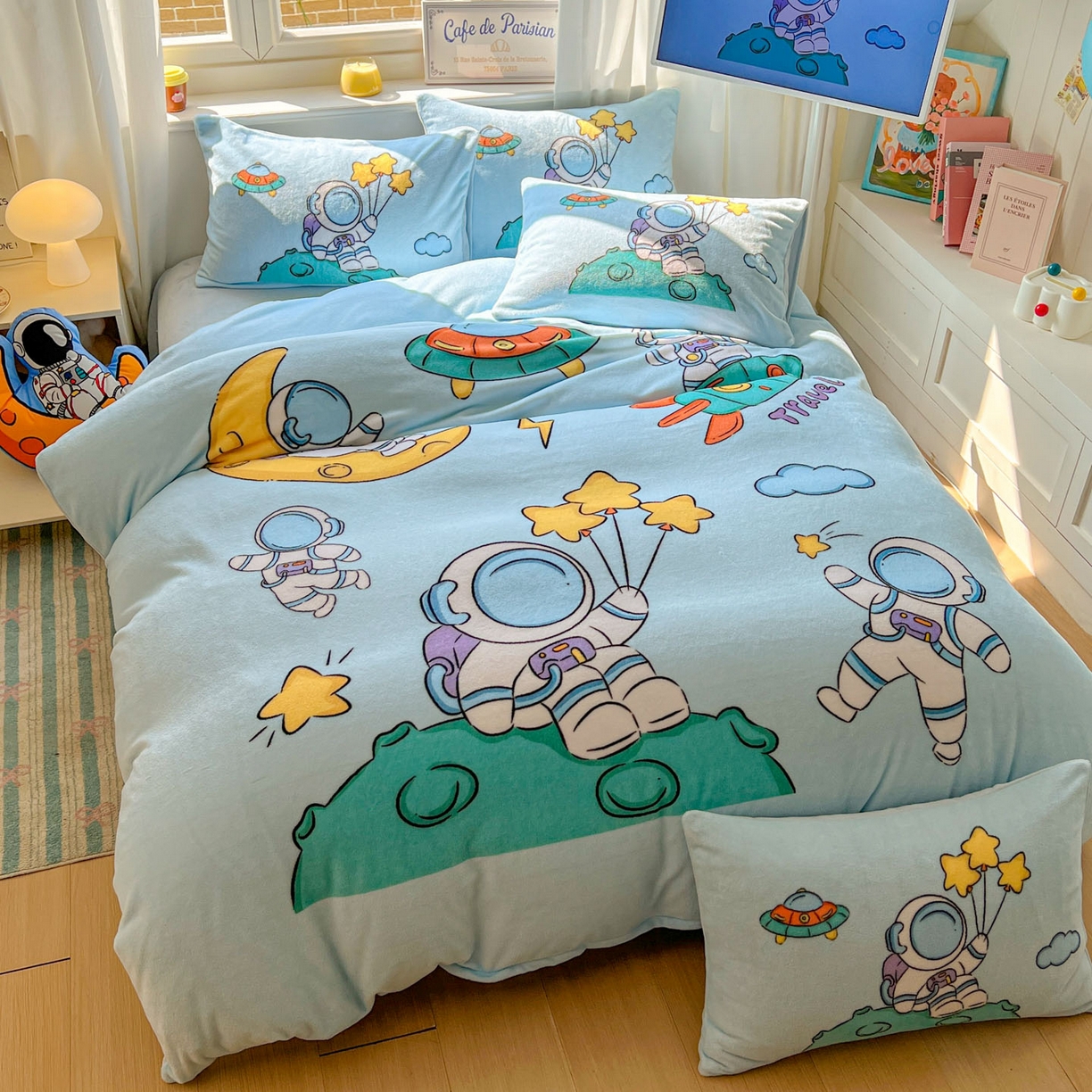 91家纺网 家纺一手货源 找家纺 浩诚 2025新款高克重原创设计宇航员太空人牛奶绒大版卡通四件套 宇航员家族