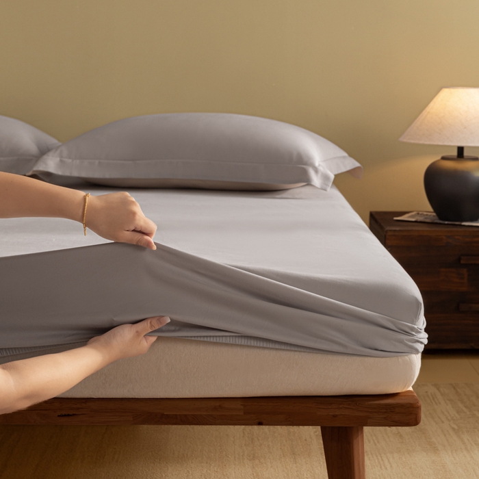 91家纺网 家纺一手货源 找家纺 秀色家纺 2025高端长绒棉贡缎加厚磨毛纯棉单件床笠三件套床罩全棉床垫保护套50s 冬禧-珍珠灰