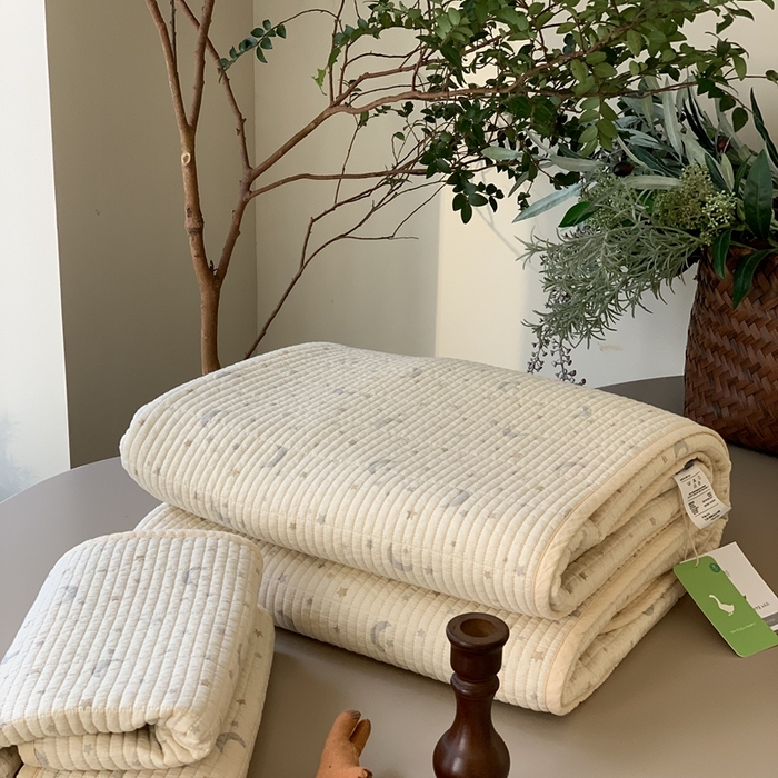 91家纺网 家纺一手货源 找家纺 汇庭 2025秋冬新款·全棉床盖三件套 幸运星