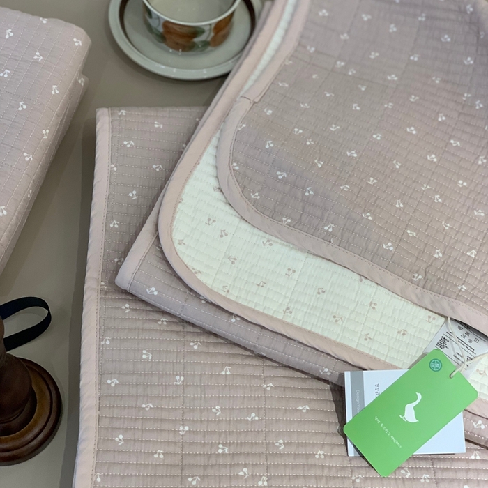 91家纺网 家纺一手货源 找家纺 汇庭 2025秋冬新款·全棉床盖三件套 樱桃粉