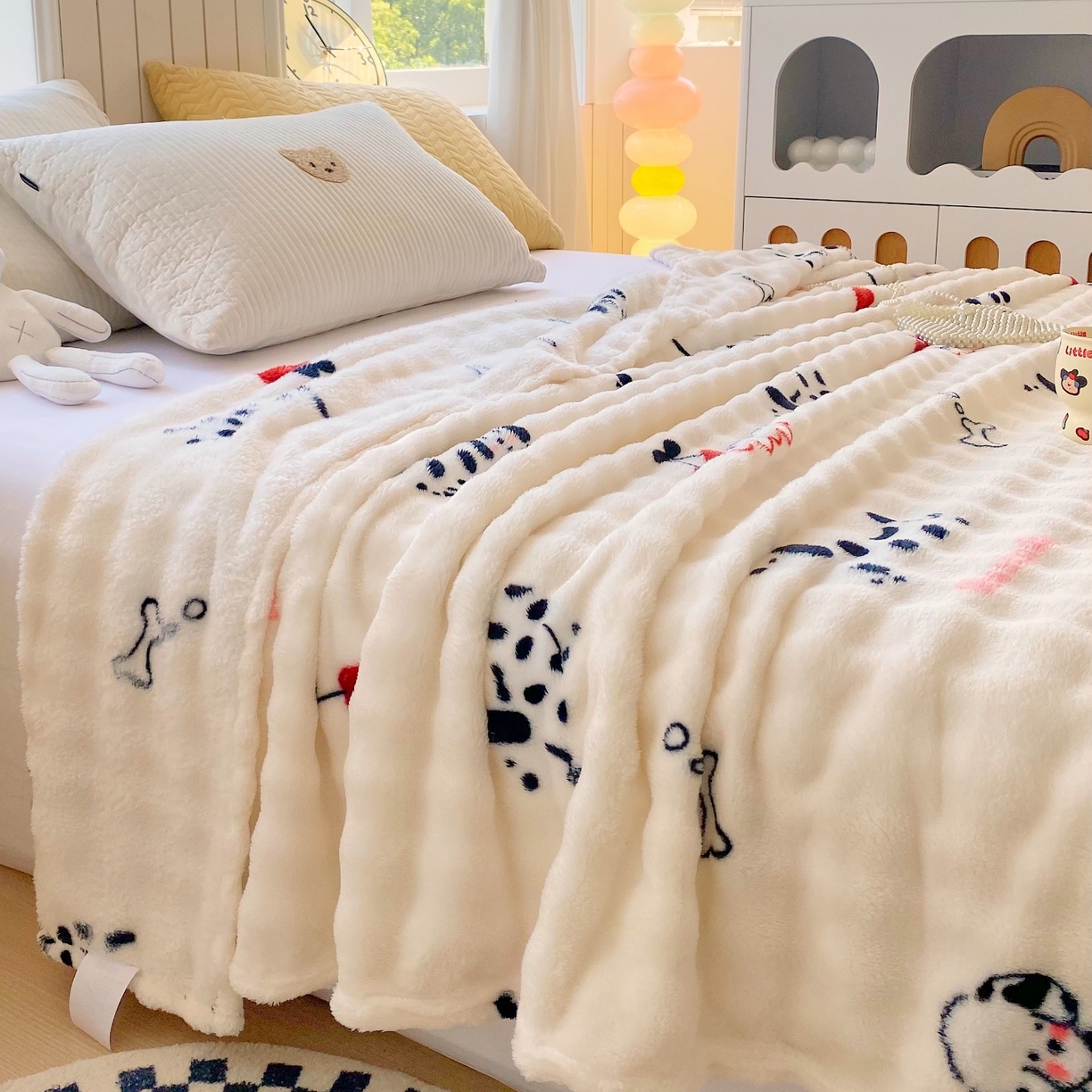 91家纺网 家纺一手货源 找家纺 （总）yyds网供 2025新款简约印花泡泡绒毯多功能加绒盖毯沙发空调房办公午休毯毛毯毯子