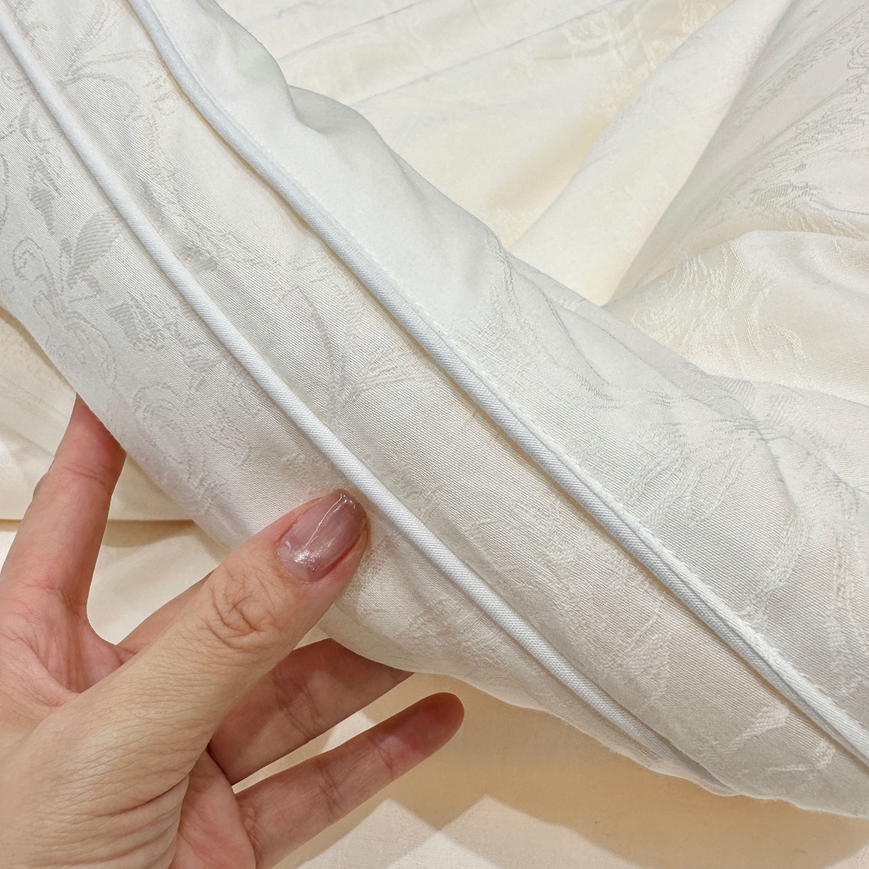 91家纺网 家纺一手货源 找家纺 （总）JUICY 橘滋家纺 2025新款精奢提花抗菌大豆蛋白被子被芯