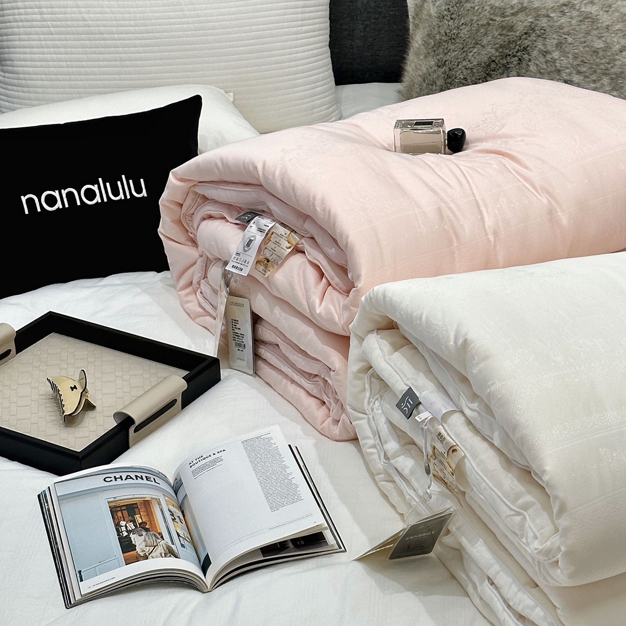 91家纺网 家纺一手货源 找家纺 JUICY 橘滋家纺 2025新款精奢提花抗菌大豆蛋白被子被芯 精奢提花抗菌大豆蛋白被-玉色