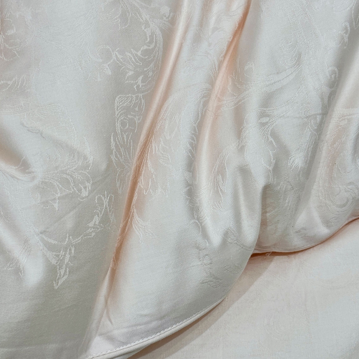 91家纺网 家纺一手货源 找家纺 JUICY 橘滋家纺 2025新款精奢提花抗菌大豆蛋白被子被芯 精奢提花抗菌大豆蛋白被-玉色