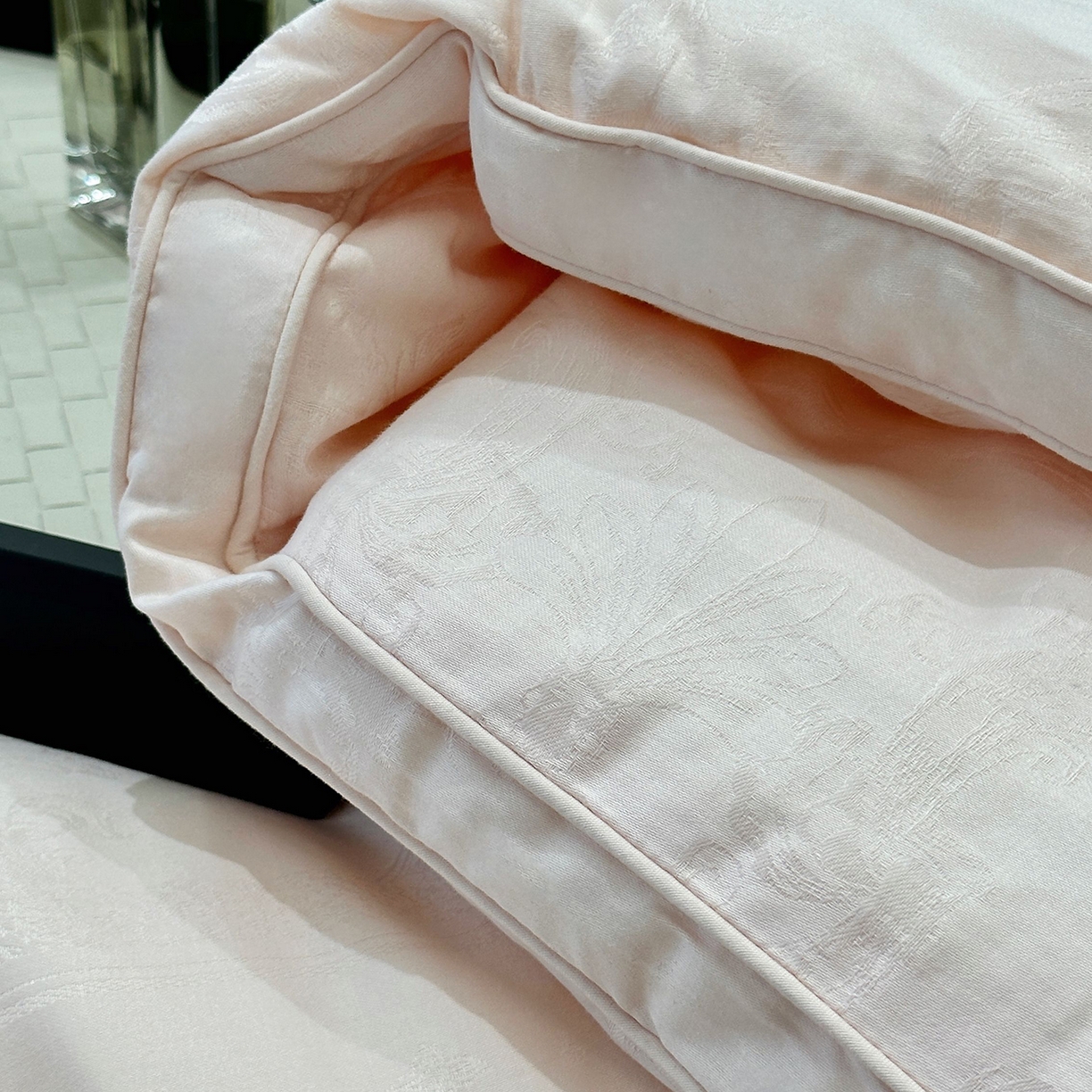 91家纺网 家纺一手货源 找家纺 JUICY 橘滋家纺 2025新款精奢提花抗菌大豆蛋白被子被芯 精奢提花抗菌大豆蛋白被-玉色