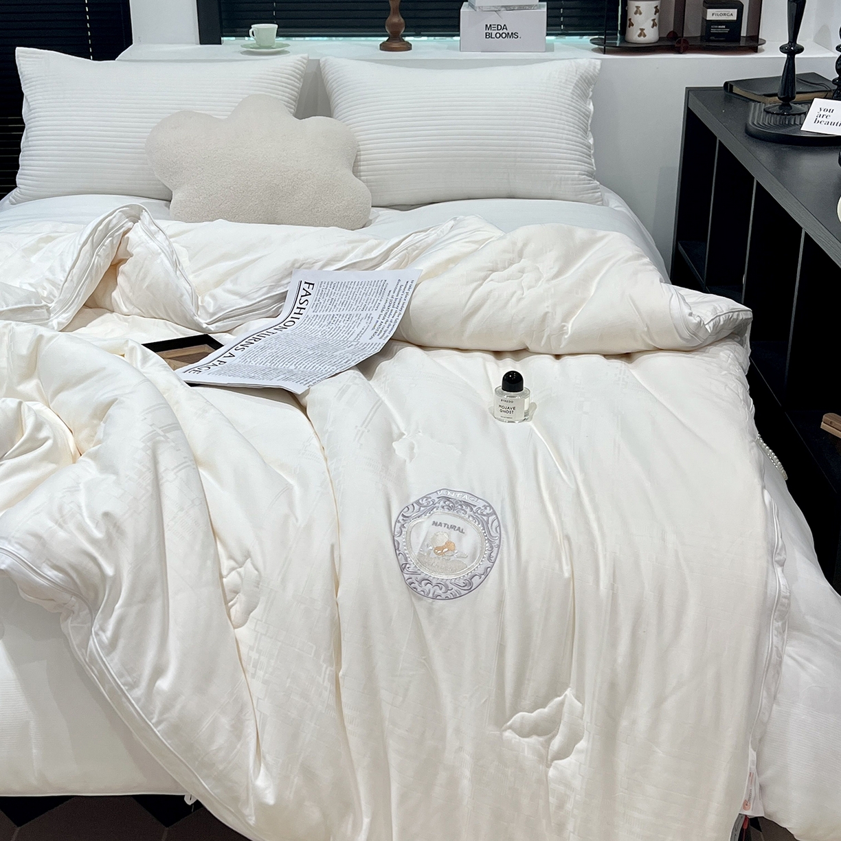 91家纺网 家纺一手货源 找家纺 JUICY 橘滋家纺 2025新款多功能大豆蛋白双胎被子被芯 多功能大豆蛋白双胎被-白