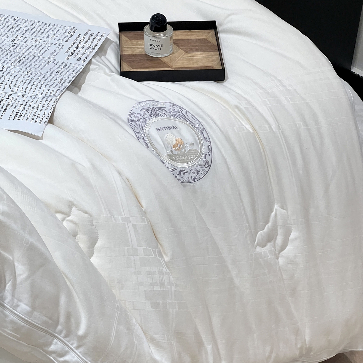 91家纺网 家纺一手货源 找家纺 JUICY 橘滋家纺 2025新款多功能大豆蛋白双胎被子被芯 多功能大豆蛋白双胎被-白