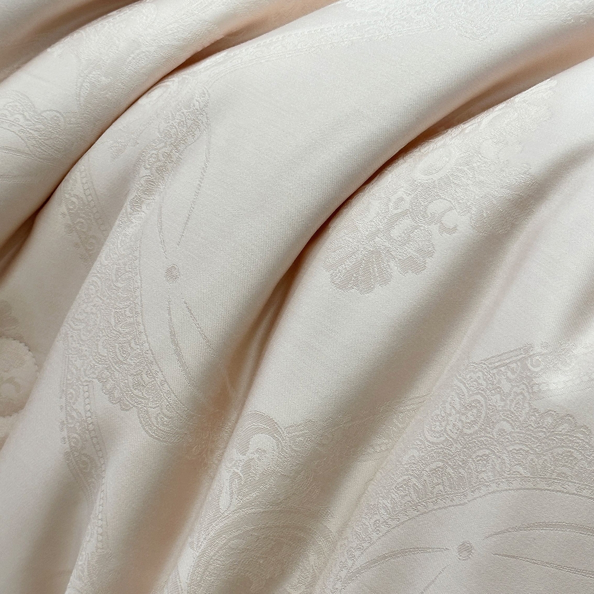 91家纺网 家纺一手货源 找家纺 （总）JUICY 橘滋家纺 2025新款典雅轻奢高定羽绒羊毛双胎被子被芯- 千金粉