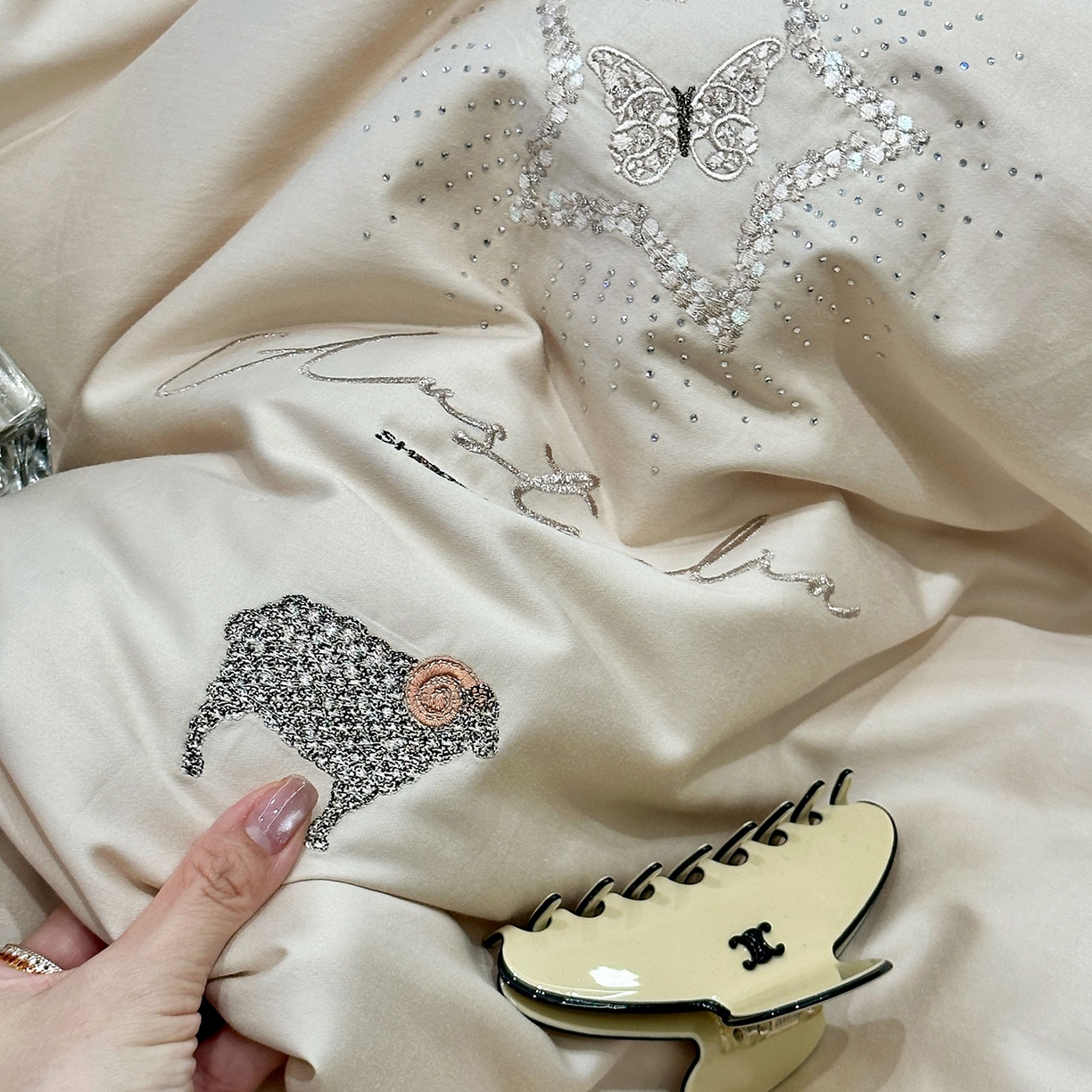 91家纺网 家纺一手货源 找家纺 JUICY 橘滋家纺 2025新款澳洲进口恒温羊毛被子被芯 澳洲进口恒温羊毛被-卡其