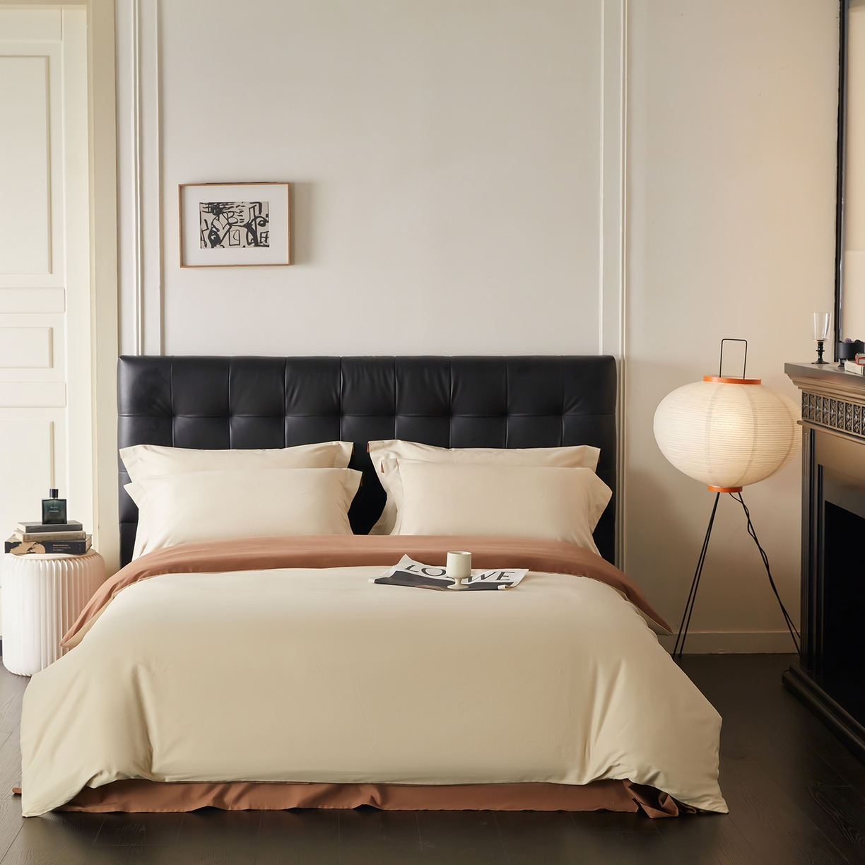 91家纺网 家纺一手货源 找家纺 秀色家纺 2025新款60支长绒棉双面加厚磨毛保暖纯棉四件套纯色被套全棉轻奢高级感 奶油+深栗色