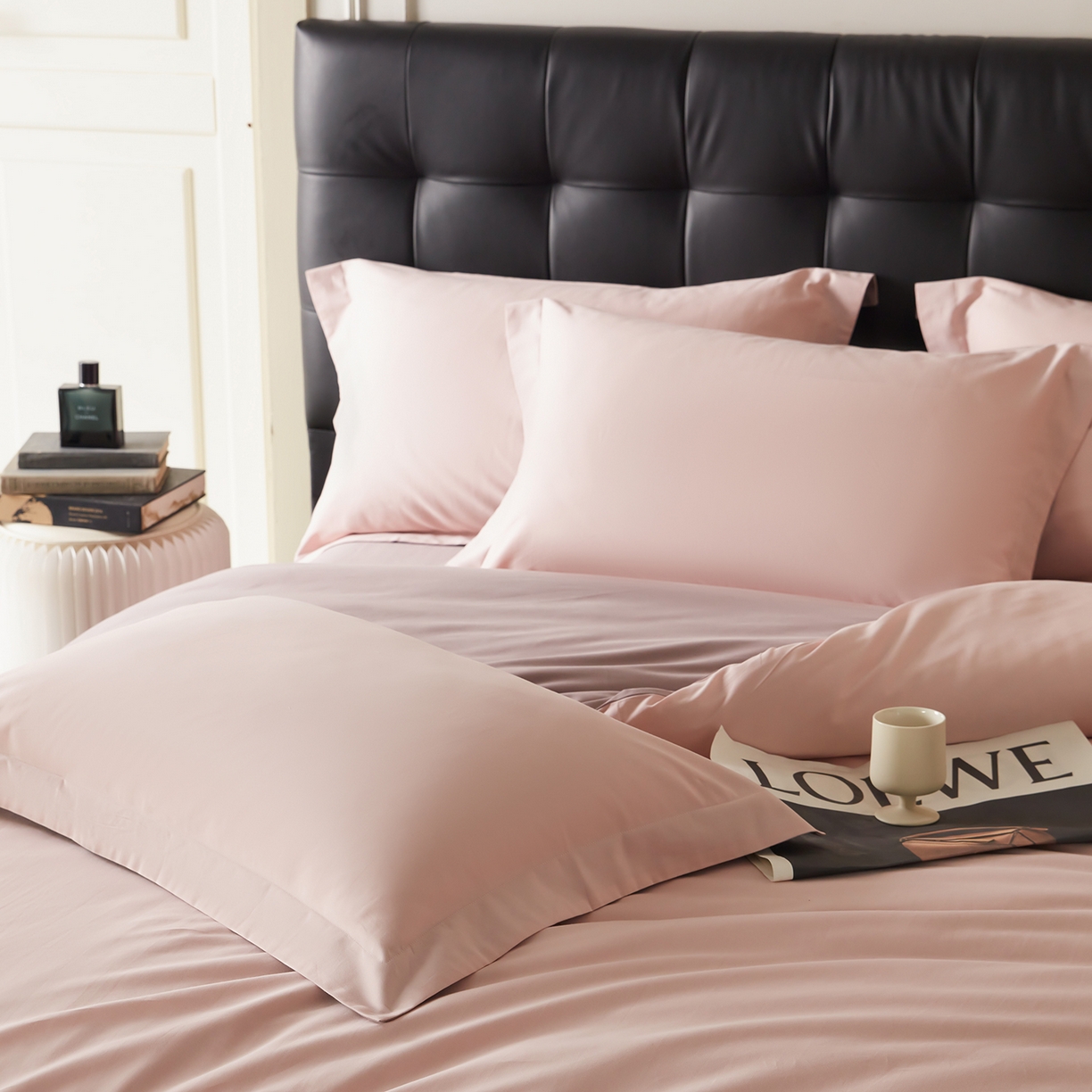 91家纺网 家纺一手货源 找家纺 秀色家纺 2025新款60支长绒棉双面加厚磨毛保暖纯棉四件套纯色被套全棉轻奢高级感 肉桂粉+香芋紫