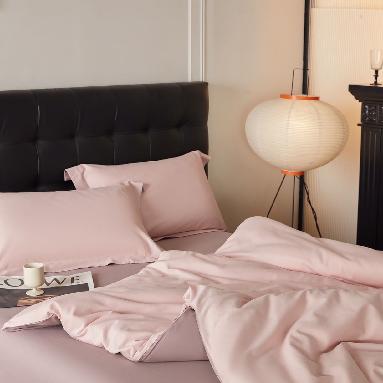 91家纺网 家纺一手货源 找家纺 秀色家纺 2025新款60支长绒棉双面加厚磨毛保暖纯棉四件套纯色被套全棉轻奢高级感 肉桂粉+香芋紫