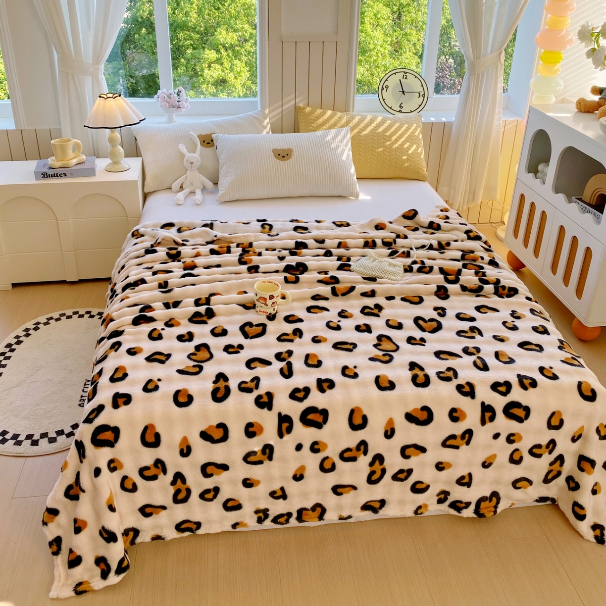 91家纺网 家纺一手货源 找家纺 yyds网供 2025新款简约印花泡泡绒毯多功能加绒盖毯沙发空调房办公午休毯毛毯毯子 托斯卡纳豹纹-泡泡绒