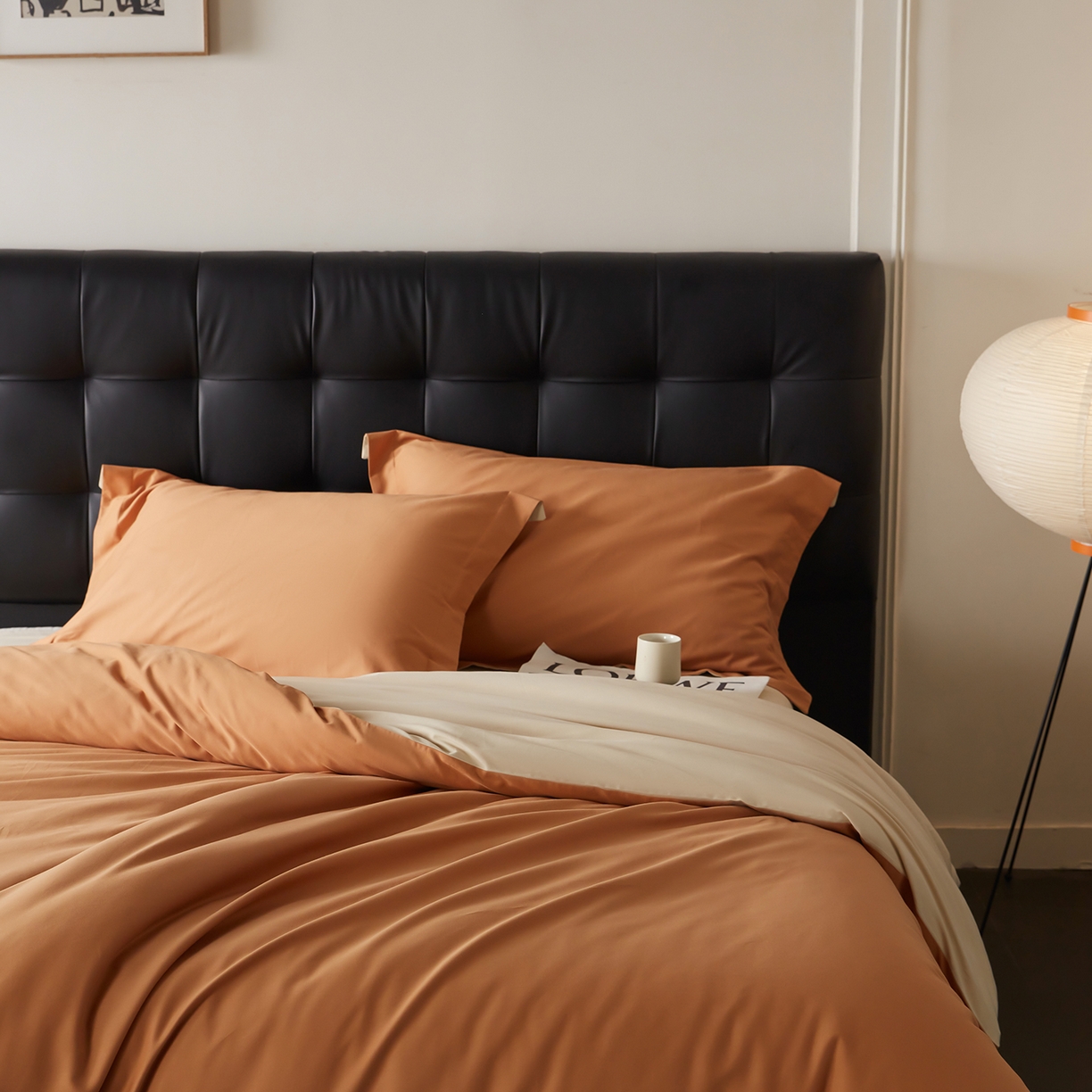 91家纺网 家纺一手货源 找家纺 秀色家纺 2025新款60支长绒棉双面加厚磨毛保暖纯棉四件套纯色被套全棉轻奢高级感 晚霞橙+奶油