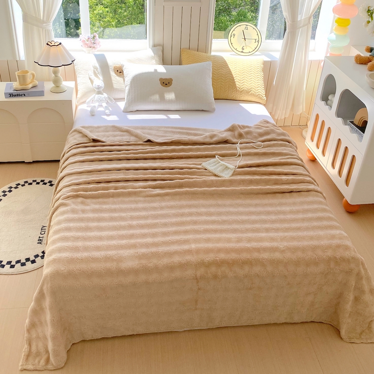 91家纺网 家纺一手货源 找家纺 yyds网供 2025新款简约印花泡泡绒毯多功能加绒盖毯沙发空调房办公午休毯毛毯毯子 香槟色-泡泡绒