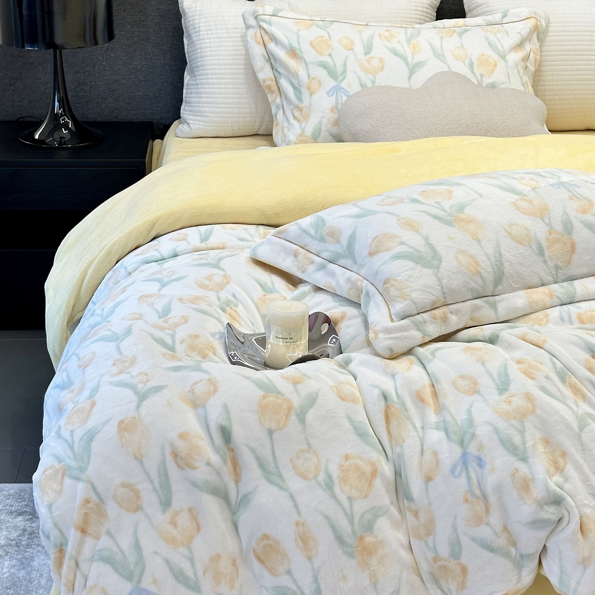 91家纺网 家纺一手货源 找家纺 JUICY 橘滋家纺 2025新款浪漫丰盈牛奶臻棉绒印花系列四件套 汀兰婉婉