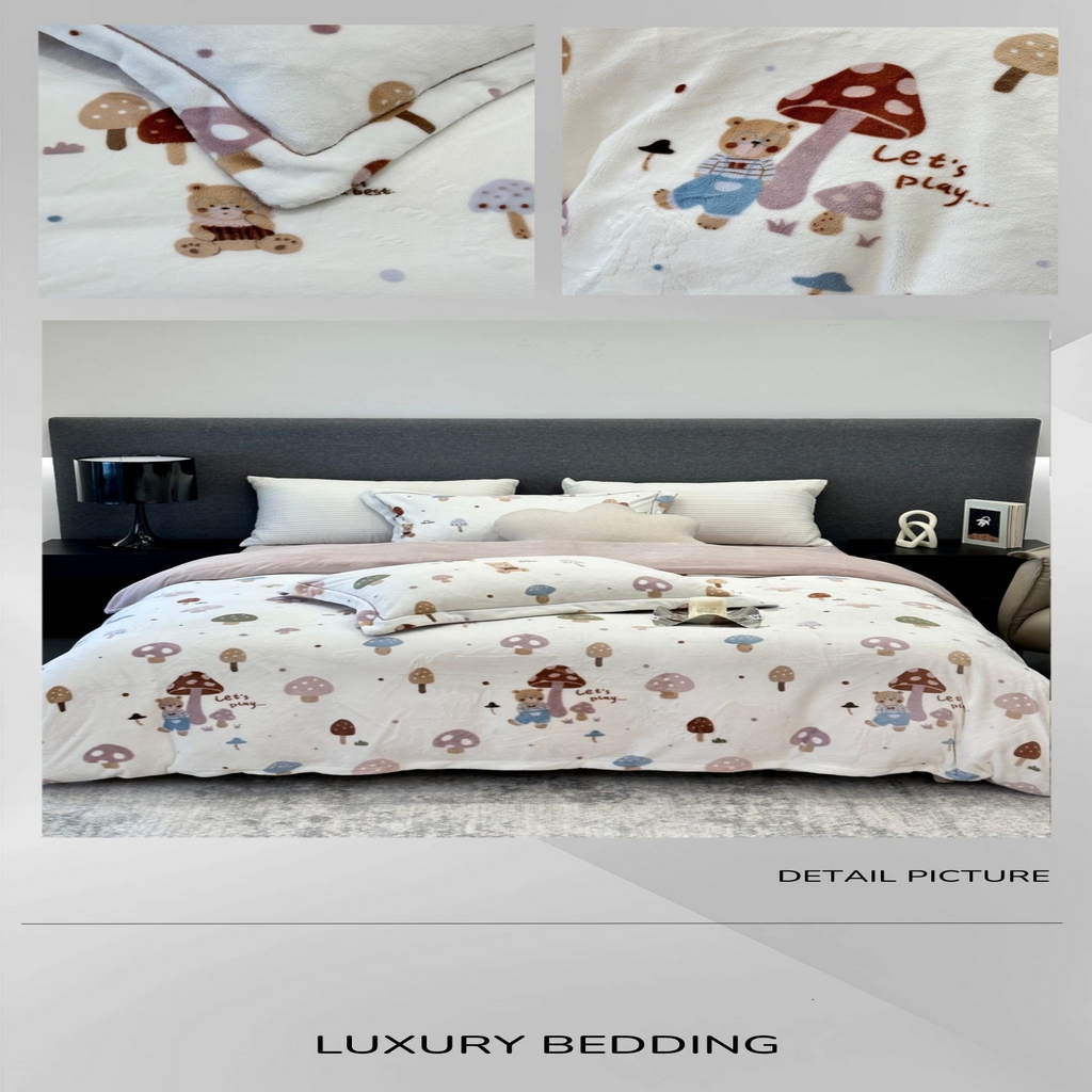 91家纺网 家纺一手货源 找家纺 JUICY 橘滋家纺 2025新款浪漫丰盈牛奶臻棉绒印花系列四件套 小熊蘑菇屋