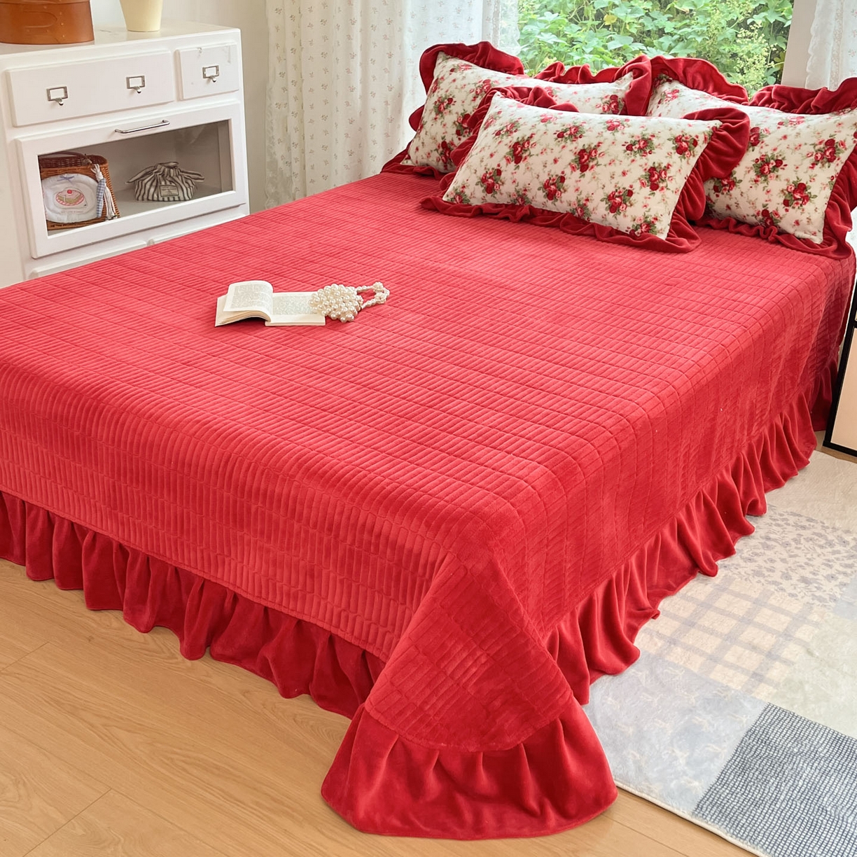 91家纺网 家纺一手货源 找家纺 牵依 2025新款韩版牛奶绒夹棉床盖四件套 梨花落