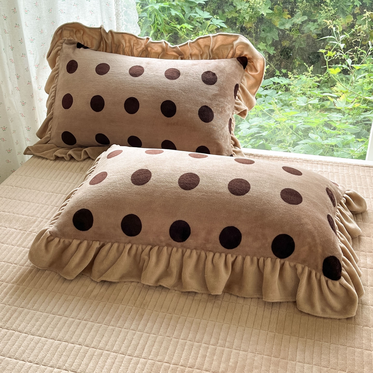 91家纺网 家纺一手货源 找家纺 牵依 2025新款韩版牛奶绒夹棉床盖四件套 圆梦咖